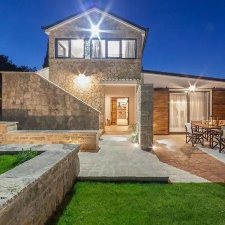 Villa Royal Comfortable Holiday Biograd Na Moru