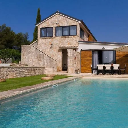 Royal Comfortable Holiday Villa Biograd Na Moru
