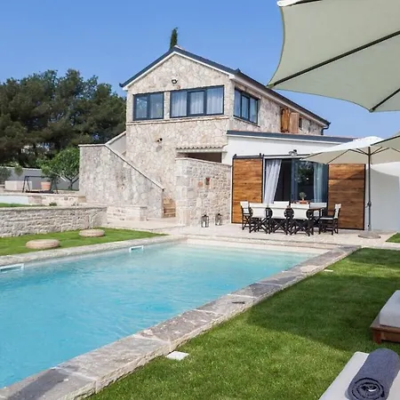 Royal Comfortable Holiday Villa Biograd Na Moru